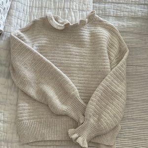 Madewell sweater with ruffled sleeves and collar